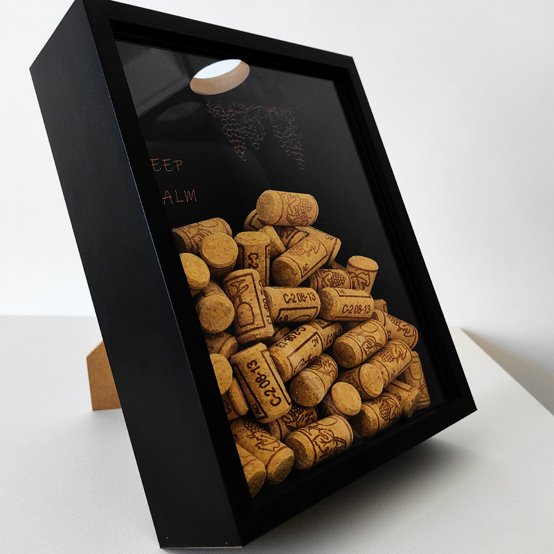 Red Wine Cork Display Frame Wo - Vintage Collectible Bottles 评论和价格
