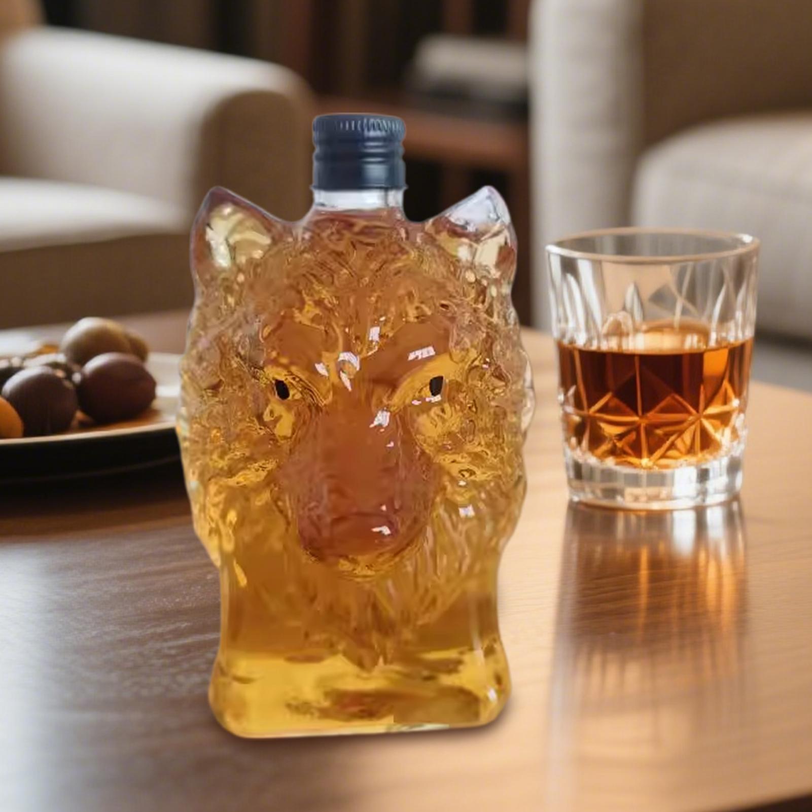Whiskey Bottle Wolf Shape Wine - Vintage Collectible Bottles 评论和价格