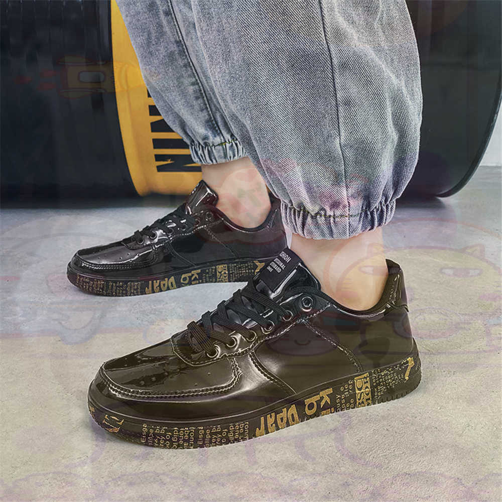 Round Foot Size 45 Sneakers Wh - Most Expensive Vintage Collection 评论和价格